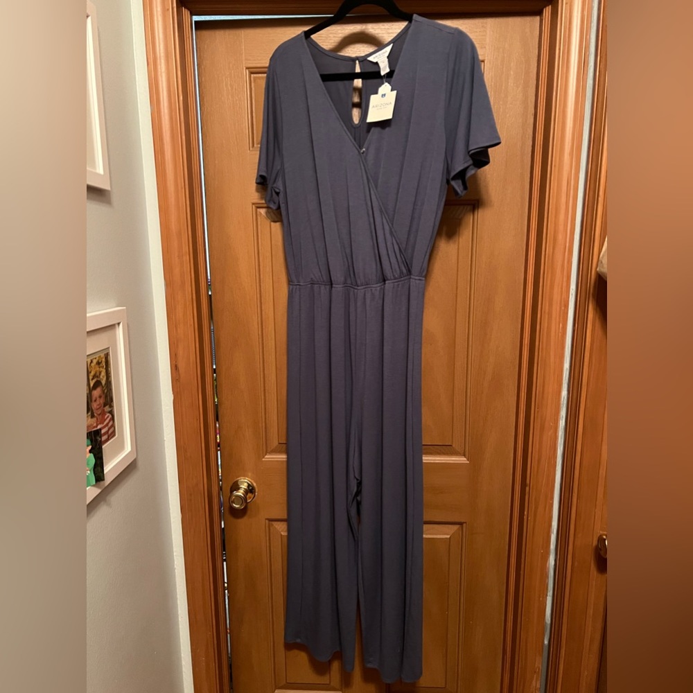Jump suit